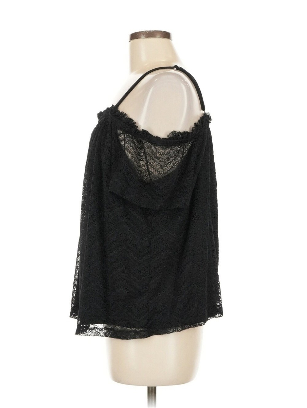 NWT Torrid Women Black Lace Cold Shoulder Top Blouse Size 2 Oversize - Picture 4 of 6